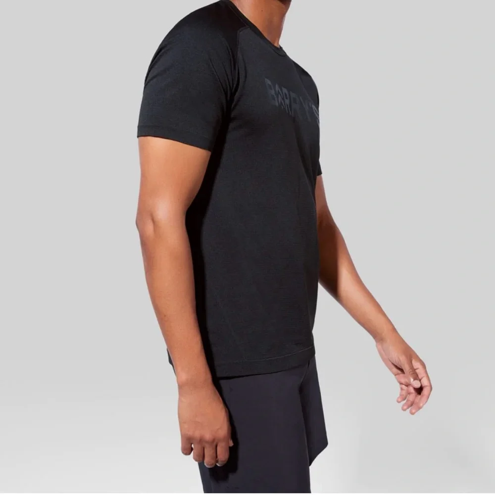 Men’s Large, Lululemon Black Metal Vent Tee MSRP $78 - Picture 5 of 7